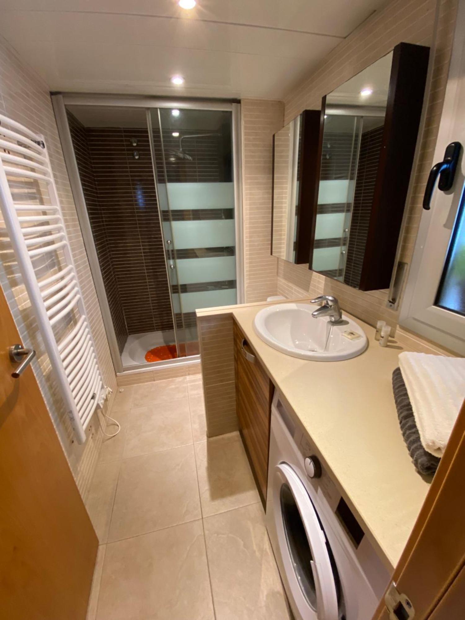Vue Panoramique sur la Mediterrannée, appartement sur canal&proche plage Roses Esterno foto