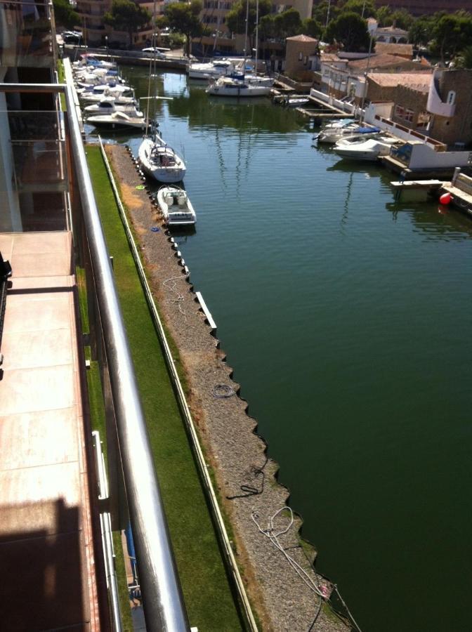 Vue Panoramique sur la Mediterrannée, appartement sur canal&proche plage Roses Esterno foto